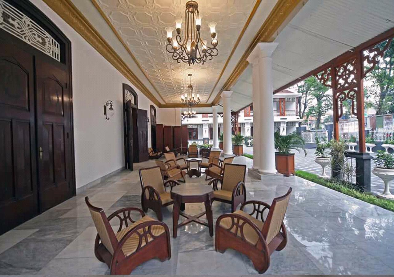 Daroessalam Syariah Heritage Hotel Pasuruan Bagian luar foto